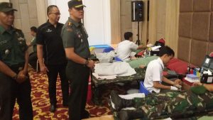 Puluhan Prajurit TNI &  Persit Lakukan Donor Darah