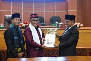 DPRD Depok Sampaikan Rekomendasi LKPJ 2018 Walikota