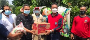 Damkar & Penyelamatan Kota Depok Berikan Bantuan Korban Puting Beliung Duser