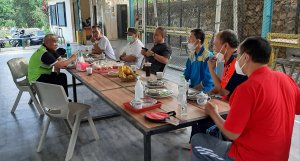 Walikota Depok Olahraga Bersama Camat dan Para Lurah Kecamatan Beji
