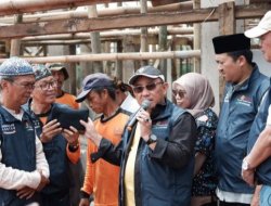 Walikota Depok Serahkan Sumbangan Pembangunan Masjid Al – Jihad Cianjur