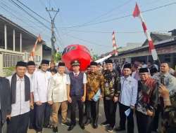 Kelurahan Pengasinan Rayakan Lebaran Anak Yatim Dengan Pemberian Santunan