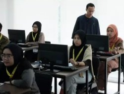 Puluhan Warga Ikuti Pelatihan Multimedia Disnaker Depok