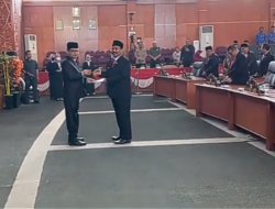 H. M. Sakam Resmi Jadi Anggota Dewan Gantikan Iman Yuniawan