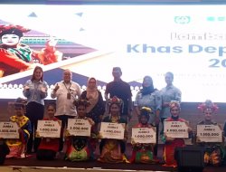 SMPN 1 Depok Juara Pertama Tari Khas Depok