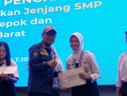 Wawalkot Depok Berikan Medali 295 Siswa SMP Berprestasi