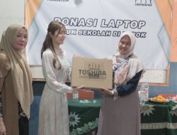 Kuatkan Sistem Pendidikan, Baba Foundation Gandeng Pise Corporation Donasikan Laptop