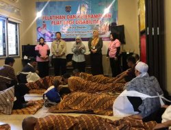 Puluhan Penyandang Disabilitas Dapat Pelatihan Pijat