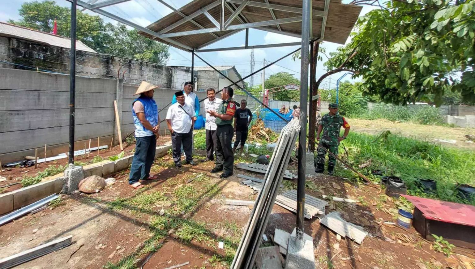 Koramil Cimanggis Inisiatif Manfaatkan Lahan Tidur Rusunawa Jadi Urban Farming Planet Depok