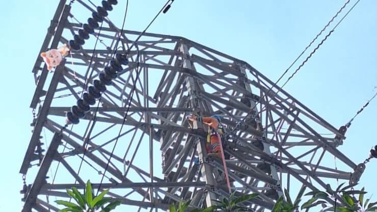 Balon Udara Nyangkut, PLN UIT JBB Himbau Masyarakat Bijak Beraktivitas