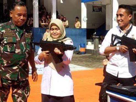 Koramil 03/Sukmajaya Ajak Siswa SMPN 22 Depok Permainan G-Tag