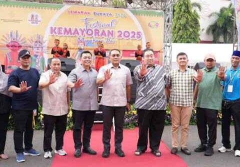 Wali Kota Jakpus Arifin, Buka Festival Kemayoran Perdana