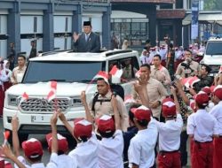 Hadiri Indo Defence Expo & Forum, Presiden Prabowo Disambut Ribuan Pelajar