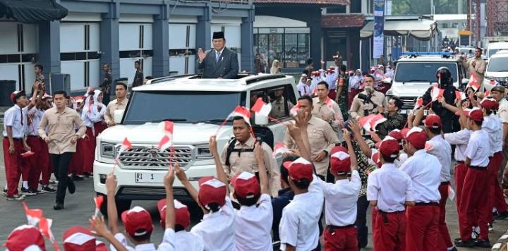 Hadiri Indo Defence Expo & Forum, Presiden Prabowo Disambut Ribuan Pelajar