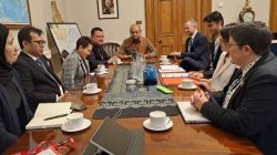 Wamenkomdigi & Menteri Katerine West, Jalin Komitmen Kerja Sama UK-RI