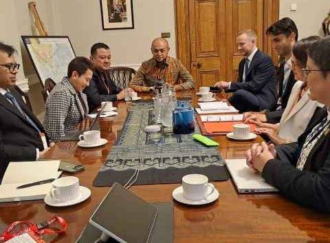 Wamenkomdigi & Menteri Katerine West, Jalin Komitmen Kerja Sama UK-RI
