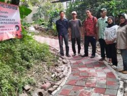 Wakil Ketua DPRD Depok Perbaiki Jalan yang 5 Tahun Rusak di Duser