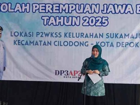 Sekolah Perempuan Jabar Tingkatkan Keterampilan & Ekonomi