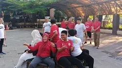 Tumbuhkan Semangat Berkarya Karyawan, Samsat Depok Gelar Lomba 17an
