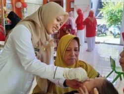 Lurah Cisalak Geroin Orangtua Balita Sukseskan Bulan Vitamin A