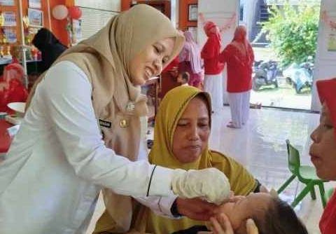 Lurah Cisalak Geroin Orangtua Balita Sukseskan Bulan Vitamin A
