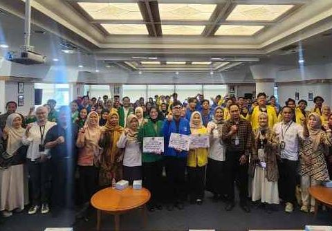 174 Mahasiswa Dari 22 Universitas Terima Bansos Bidik Manis Pemkot Depok