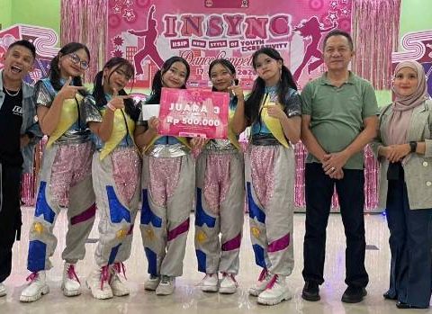 SMAN 5 Depok Juara 3 INSYNC Dance Competition Fikom IISIP Jakarta